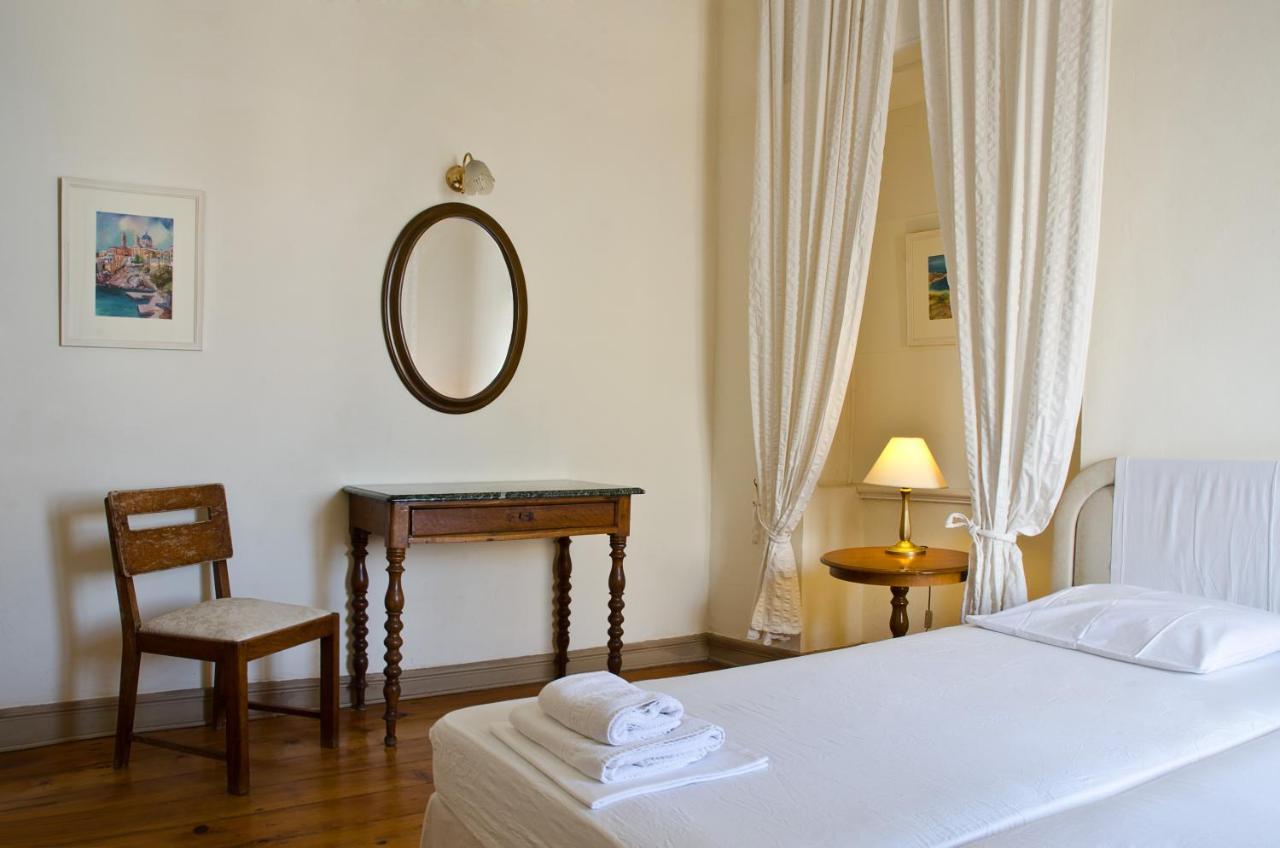 Hotel Omiros Ermoupoli Esterno foto