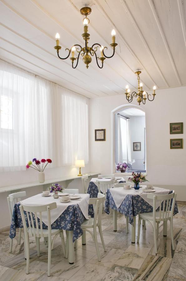 Hotel Omiros Ermoupoli Esterno foto
