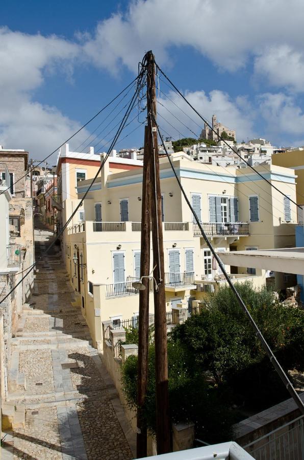 Hotel Omiros Ermoupoli Esterno foto