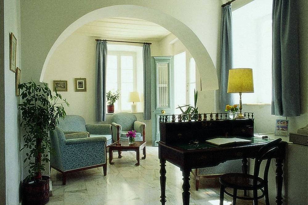 Hotel Omiros Ermoupoli Esterno foto