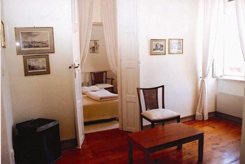 Hotel Omiros Ermoupoli Esterno foto